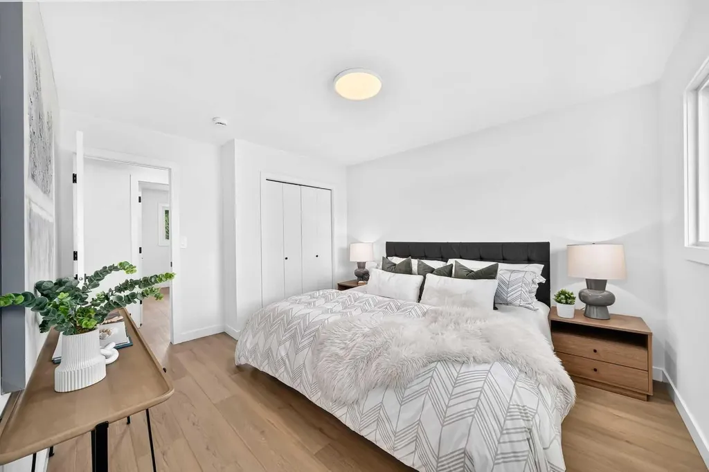 5144 Marian Way NE Calgary AB T2A 2Y4