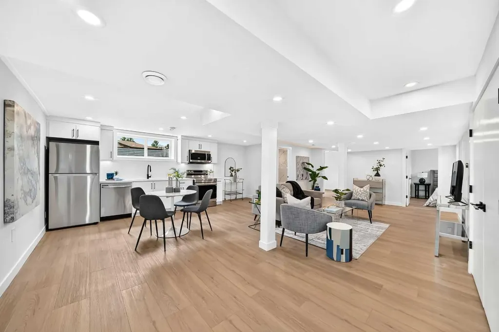 5144 Marian Way NE Calgary AB T2A 2Y4
