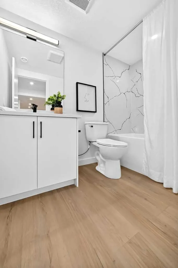 5144 Marian Way NE Calgary AB T2A 2Y4