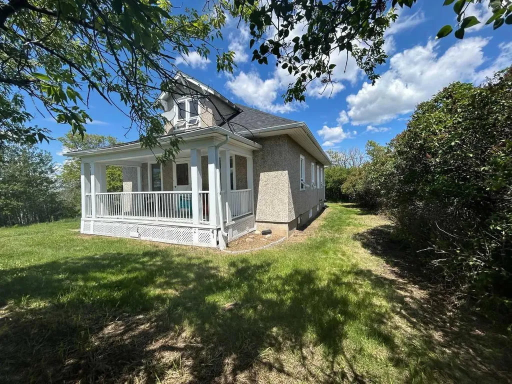 350077 Range Road 250 Rural Kneehill County AB T0M 0Z0