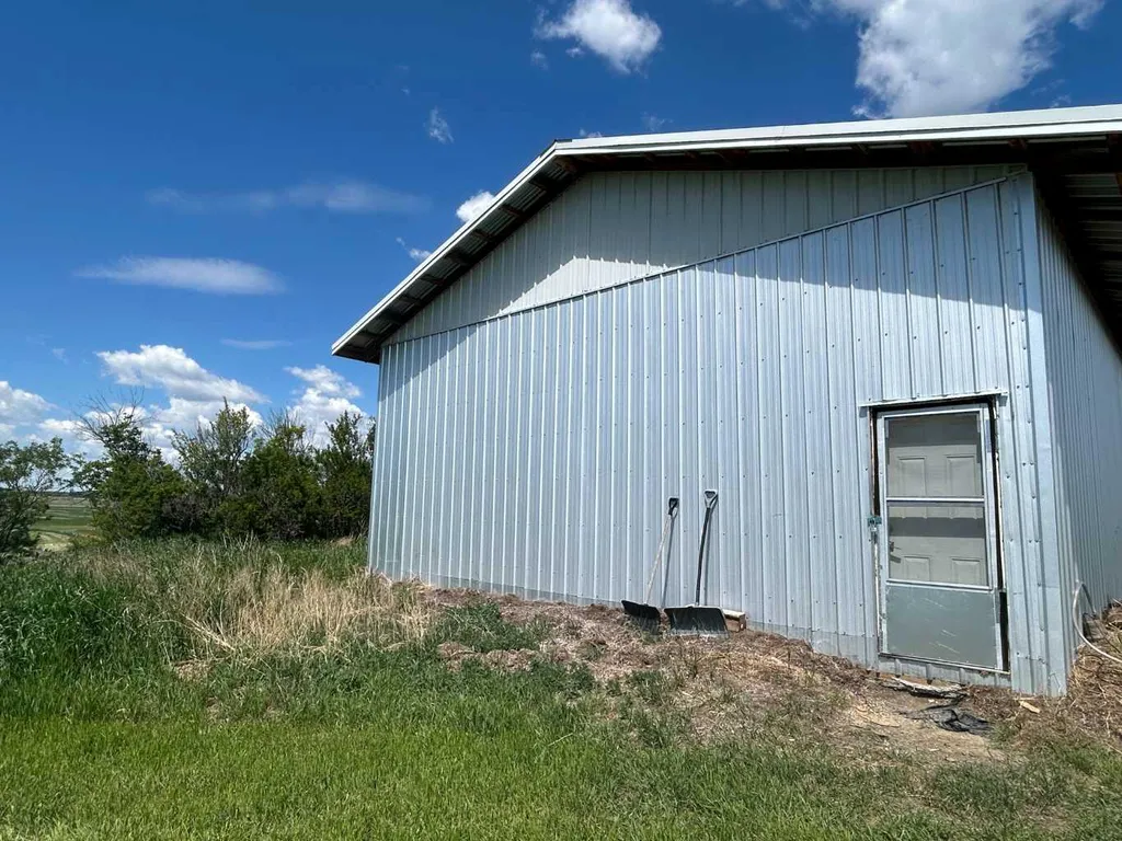 350077 Range Road 250 Rural Kneehill County AB T0M 0Z0