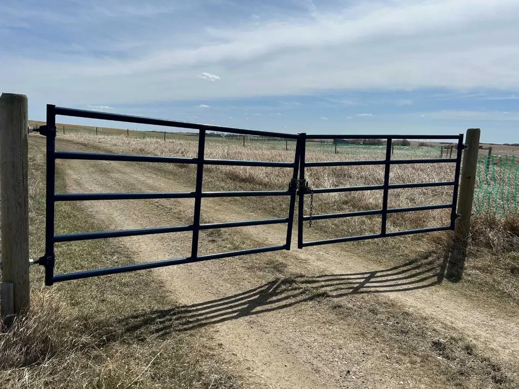 350077 Range Road 250 Rural Kneehill County AB T0M 0Z0