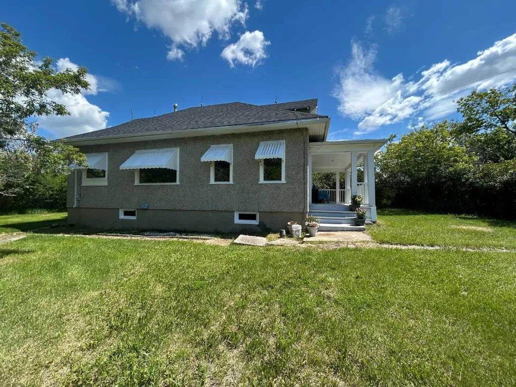 350077 Range Road 250 Rural Kneehill County AB T0M 0Z0