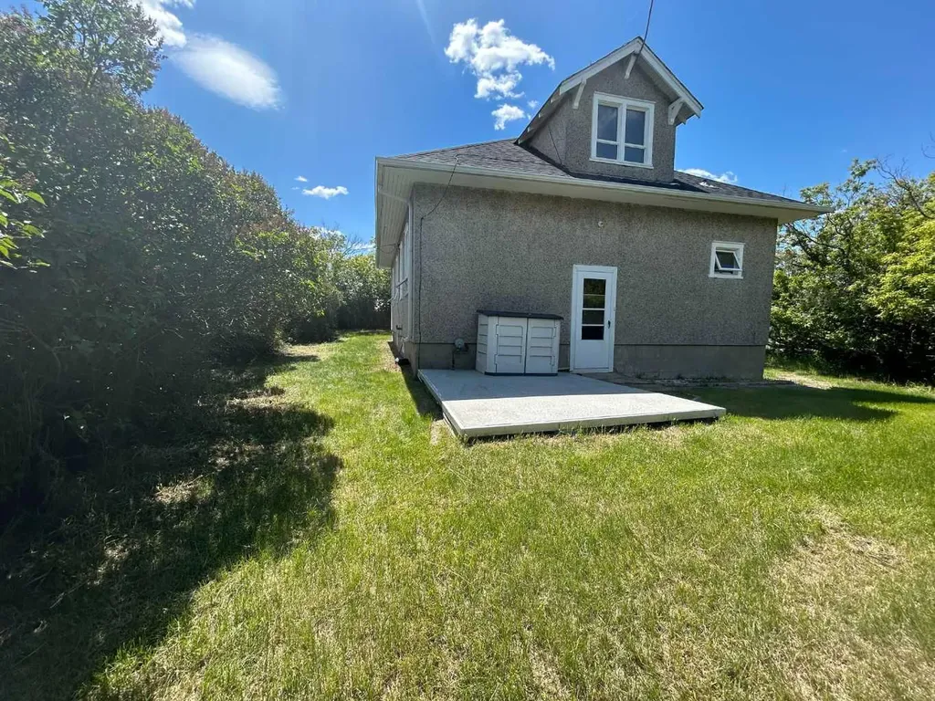 350077 Range Road 250 Rural Kneehill County AB T0M 0Z0