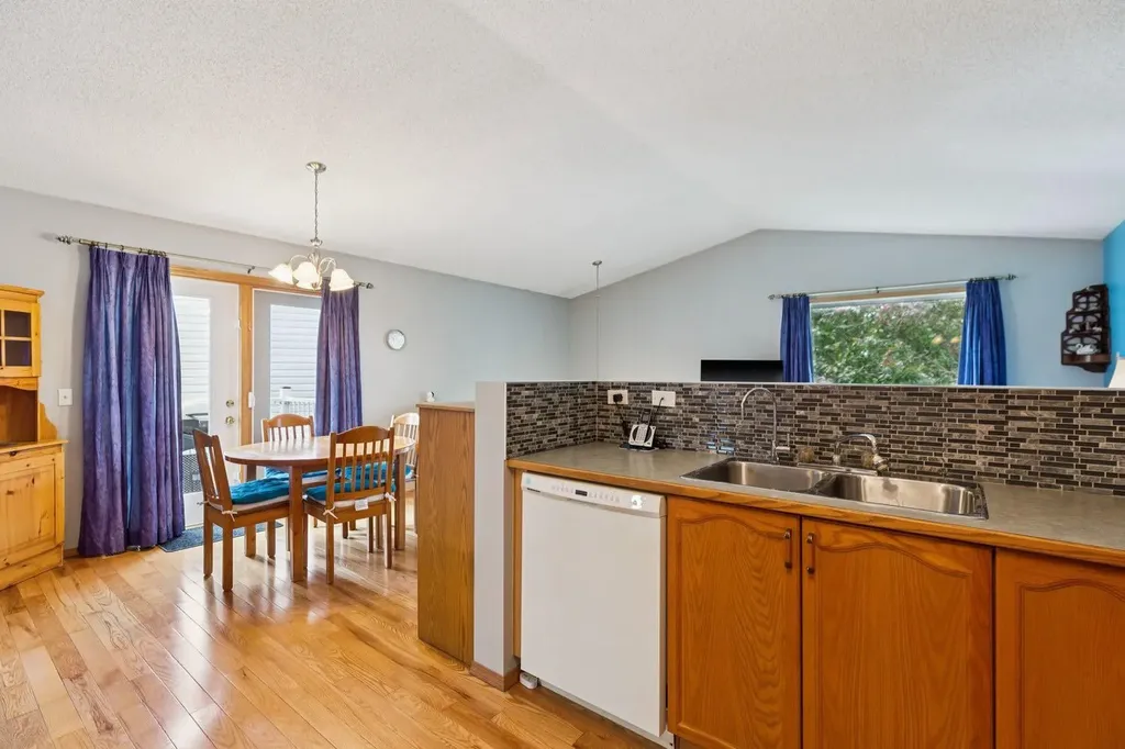 209 Martin Crossing Way NE Calgary AB t3j3v4