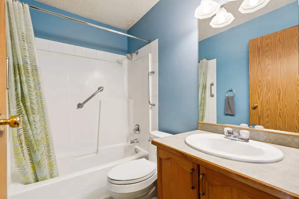 209 Martin Crossing Way NE Calgary AB t3j3v4