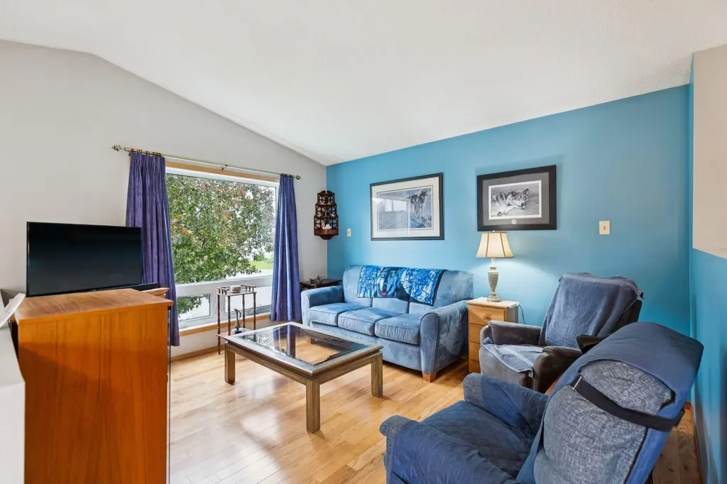 209 Martin Crossing Way NE Calgary AB t3j3v4