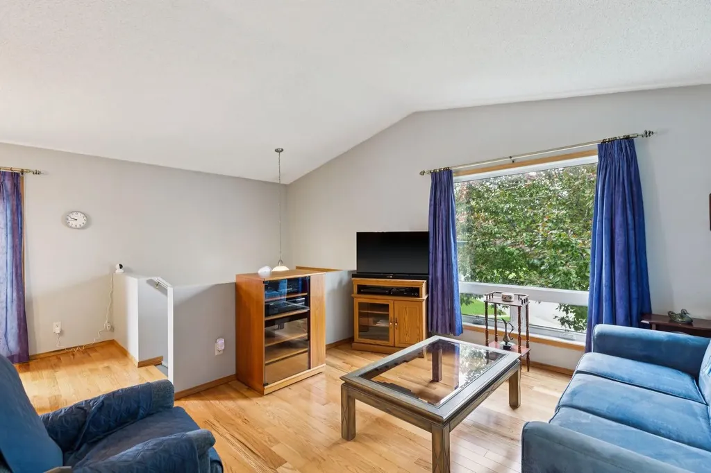 209 Martin Crossing Way NE Calgary AB t3j3v4