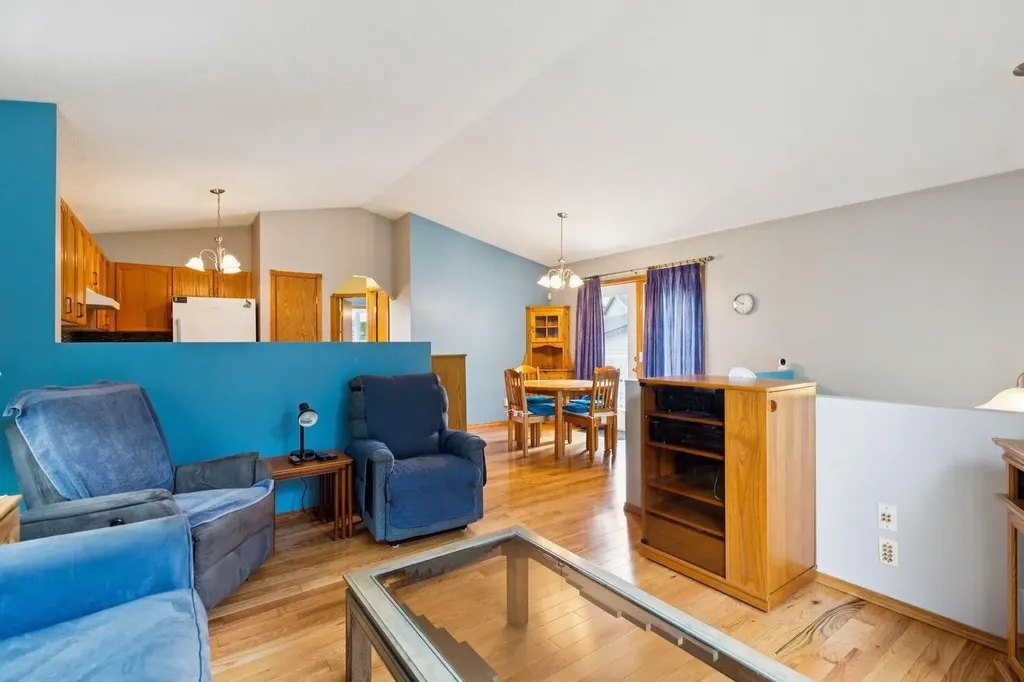 209 Martin Crossing Way NE Calgary AB t3j3v4