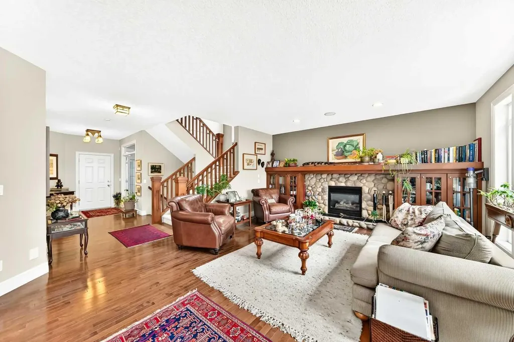 1748 Hidden Creek Way NW Calgary AB T3A6H5