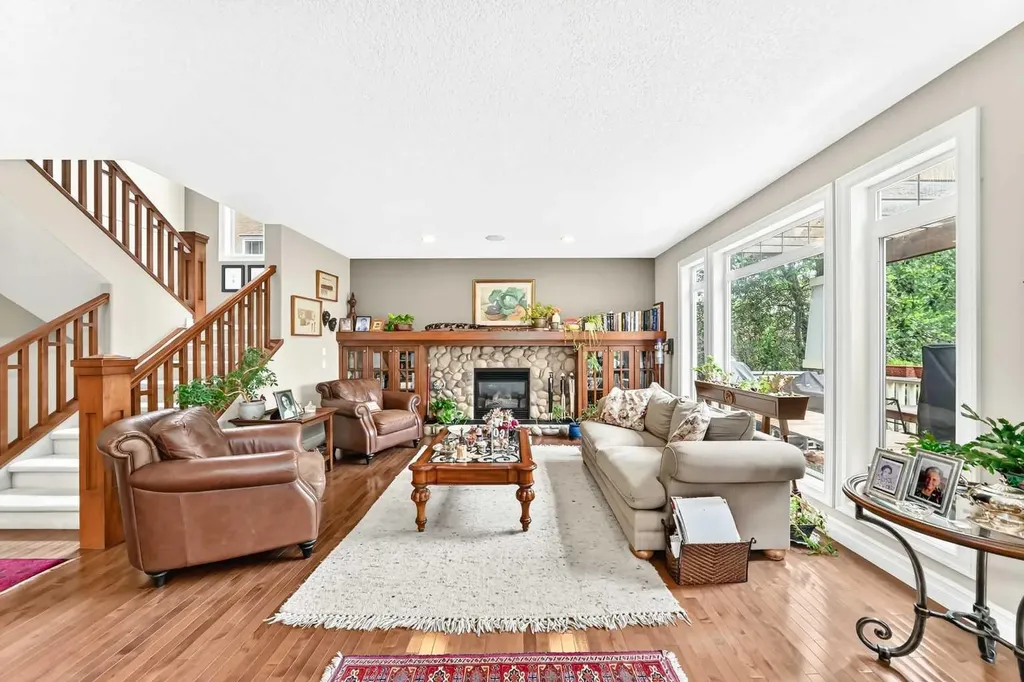 1748 Hidden Creek Way NW Calgary AB T3A6H5