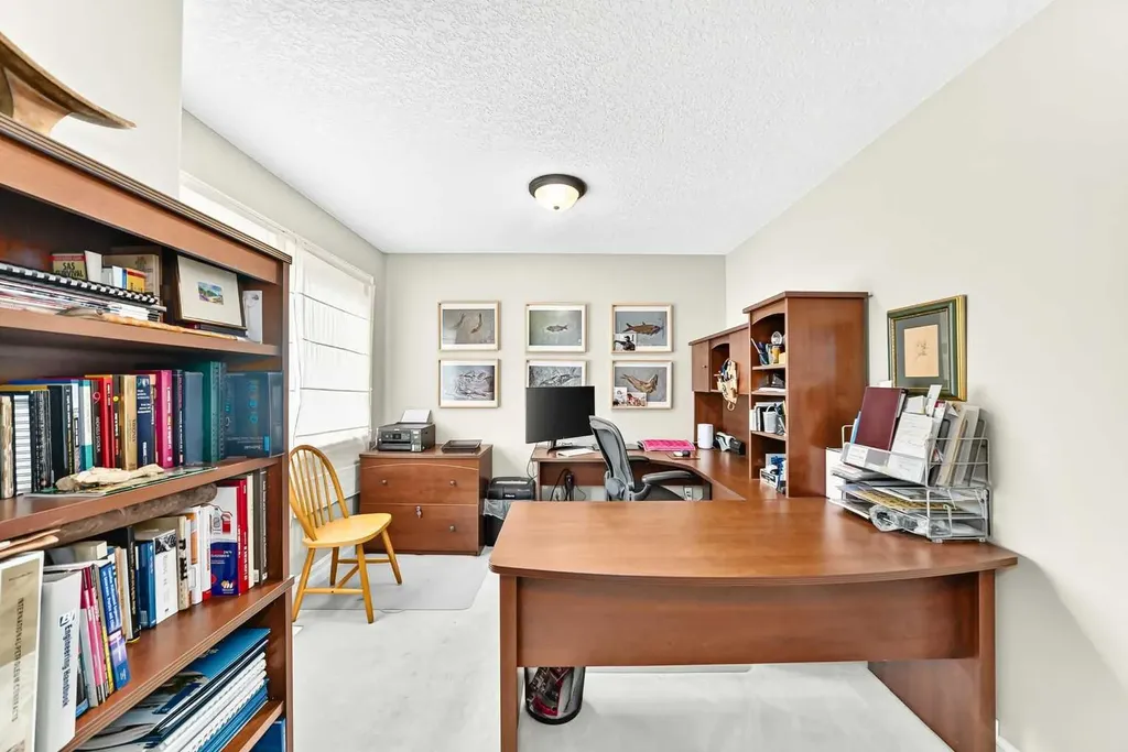 1748 Hidden Creek Way NW Calgary AB T3A6H5