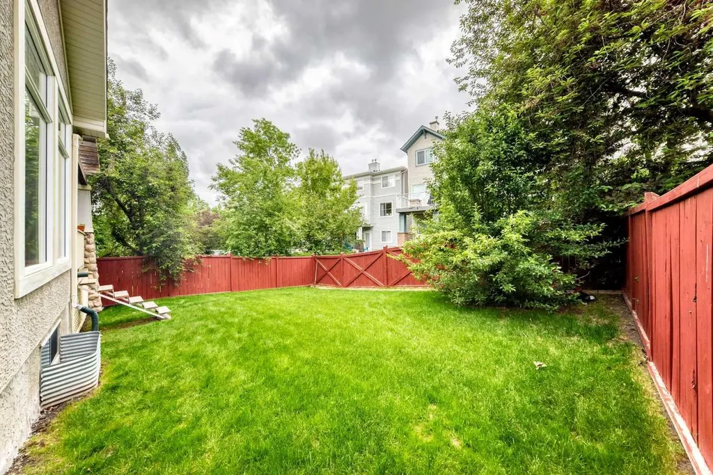 1748 Hidden Creek Way NW Calgary AB T3A6H5