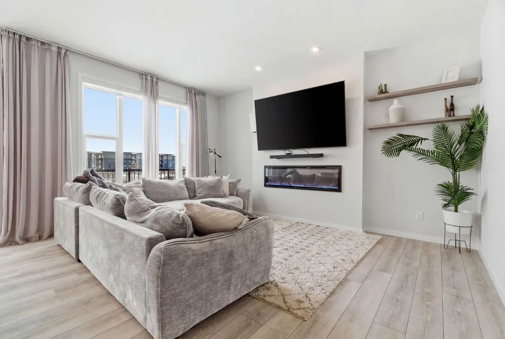 54 Belmont Manor SW Calgary AB T2X 5E4