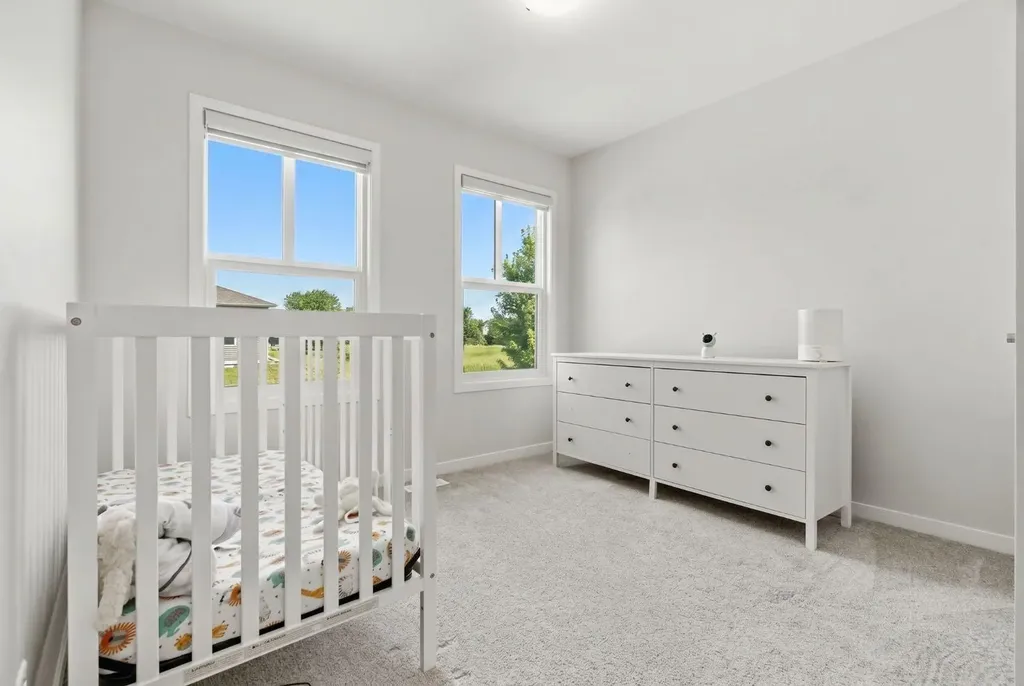 54 Belmont Manor SW Calgary AB T2X 5E4
