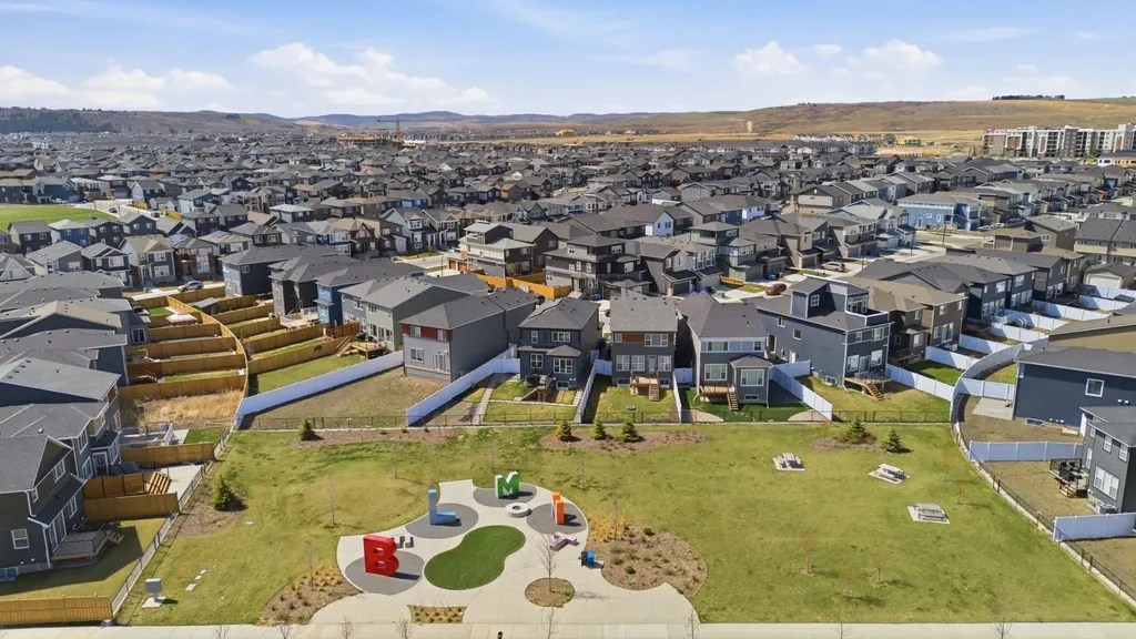 54 Belmont Manor SW Calgary AB T2X 5E4