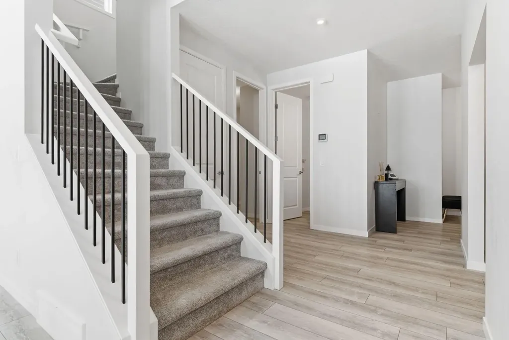 54 Belmont Manor SW Calgary AB T2X 5E4
