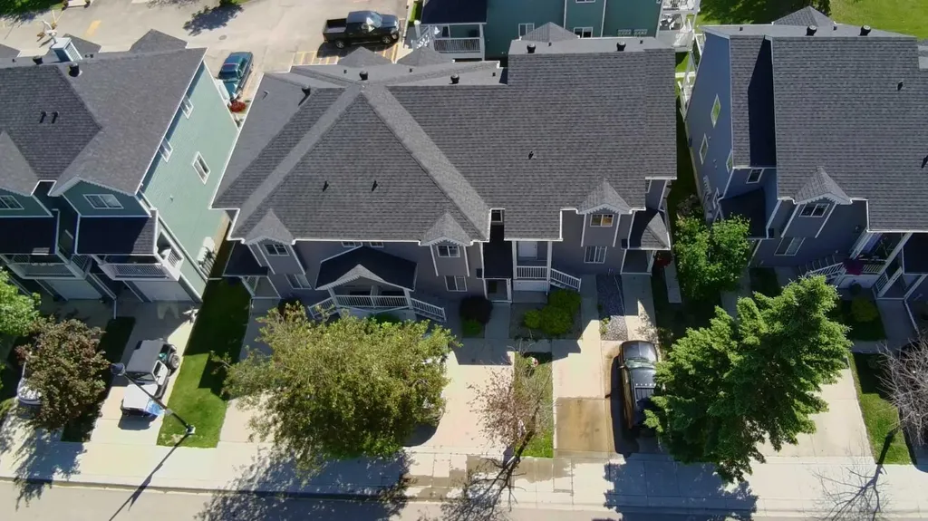 5220 50a Avenue Sylvan Lake AB T4S1E5