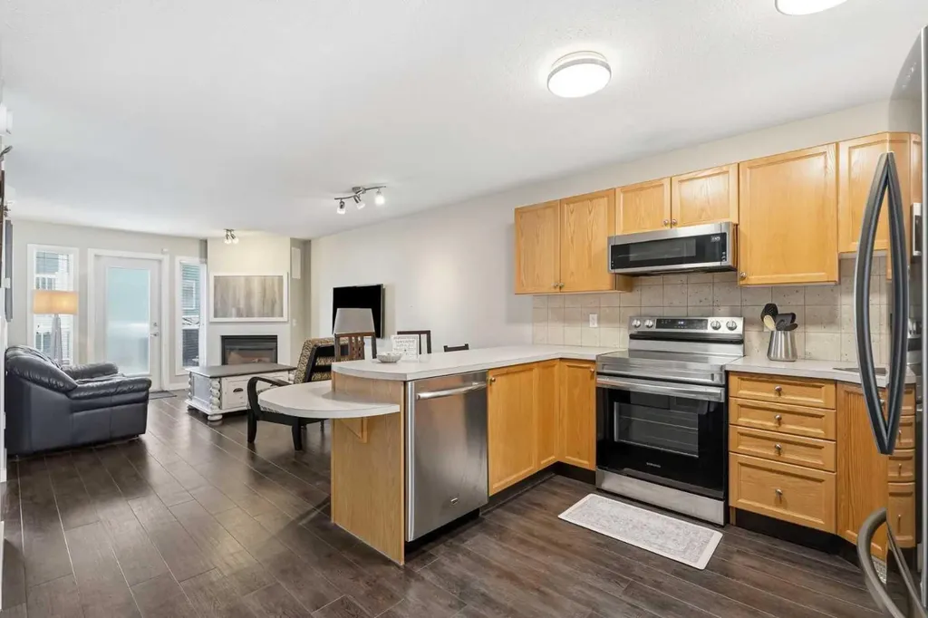 5220 50a Avenue Sylvan Lake AB T4S1E5