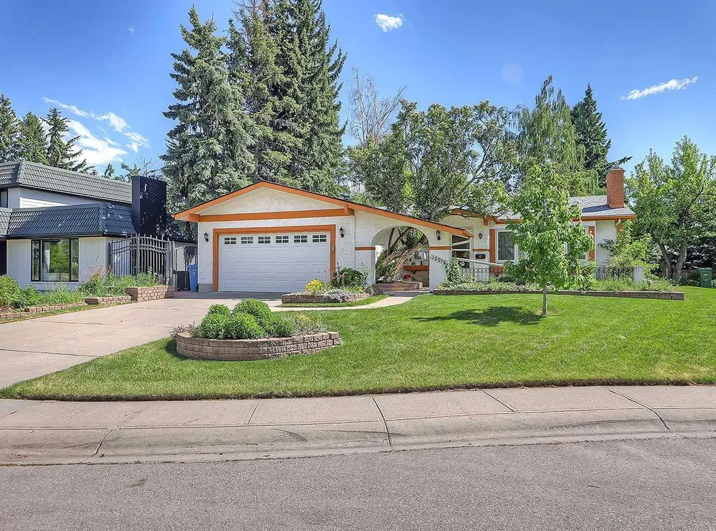 10915 Willowglen Place SE Calgary AB T2J 1R8