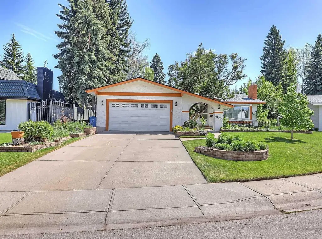 10915 Willowglen Place SE Calgary AB T2J 1R8