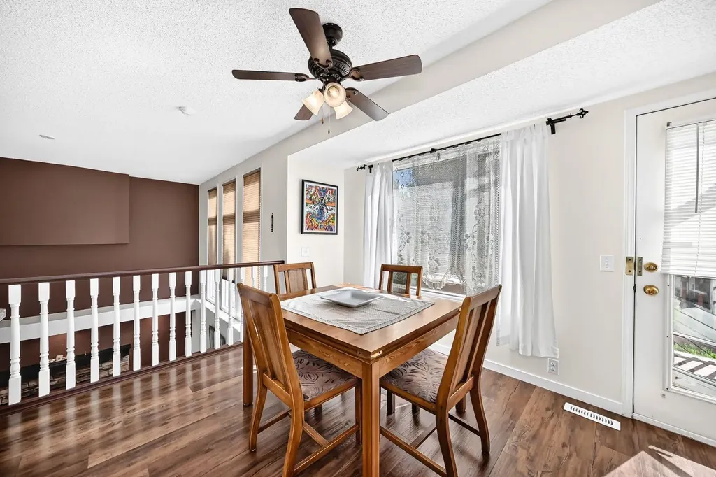 14954 Mt Mckenzie Drive SE Calgary AB T2Z 2L4