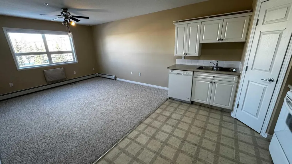 10402 111 Street Grande Prairie AB T8V 8G4