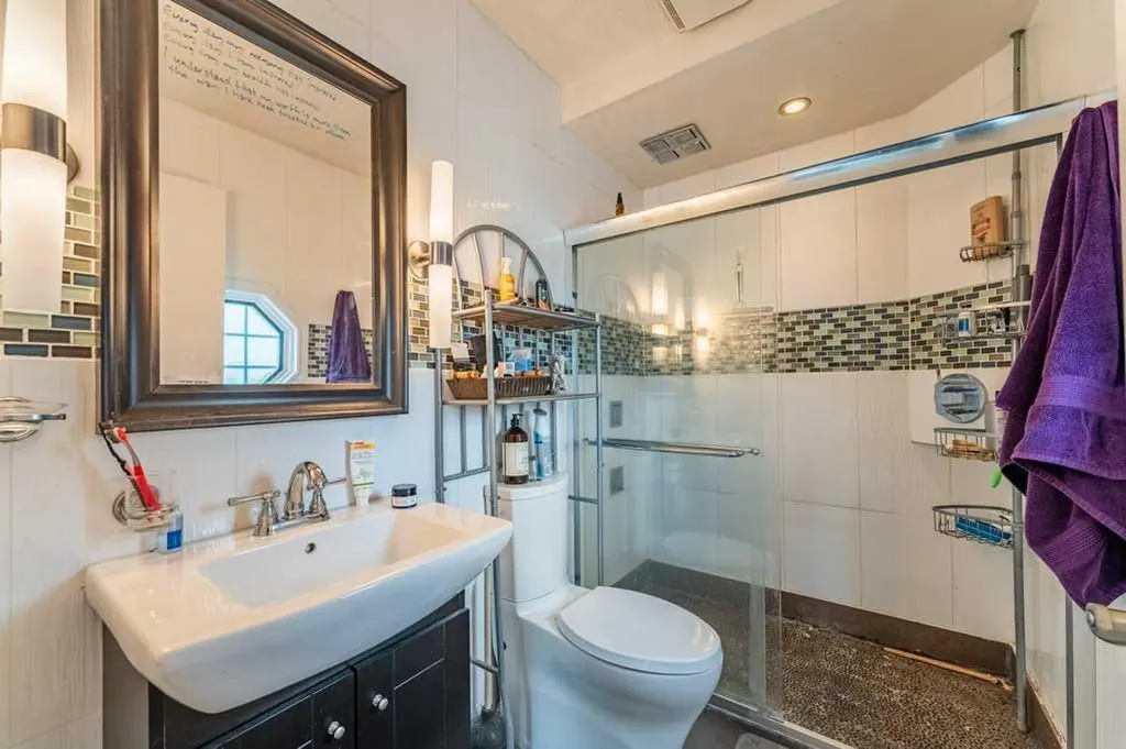 250 Mt Lorette Close SE Calgary AB T2Z 2L9