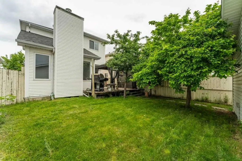 250 Mt Lorette Close SE Calgary AB T2Z 2L9