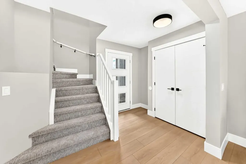 230 Citadel Estates Heights NW Calgary AB T3G 5E5