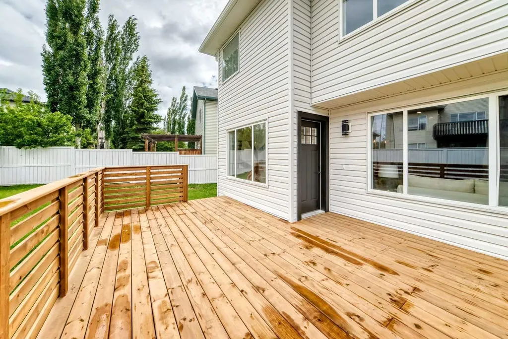 230 Citadel Estates Heights NW Calgary AB T3G 5E5