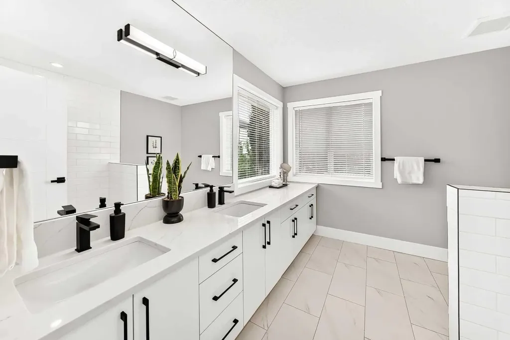 230 Citadel Estates Heights NW Calgary AB T3G 5E5