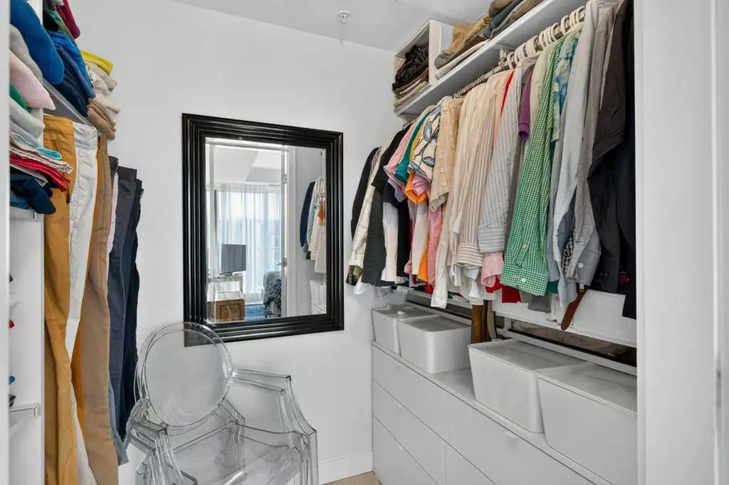 930 16 Avenue SW Calgary AB T2R 1C2