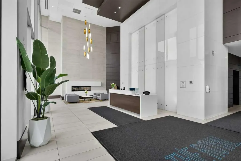 930 16 Avenue SW Calgary AB T2R 1C2