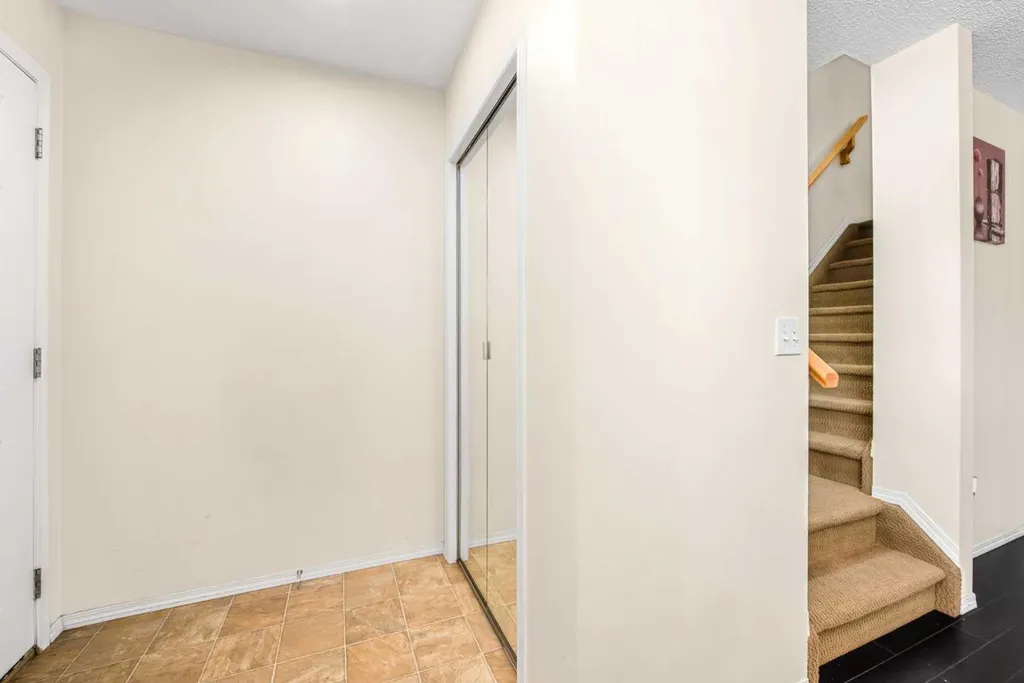 111 Tarawood Lane NE Calgary AB T3J 5B9
