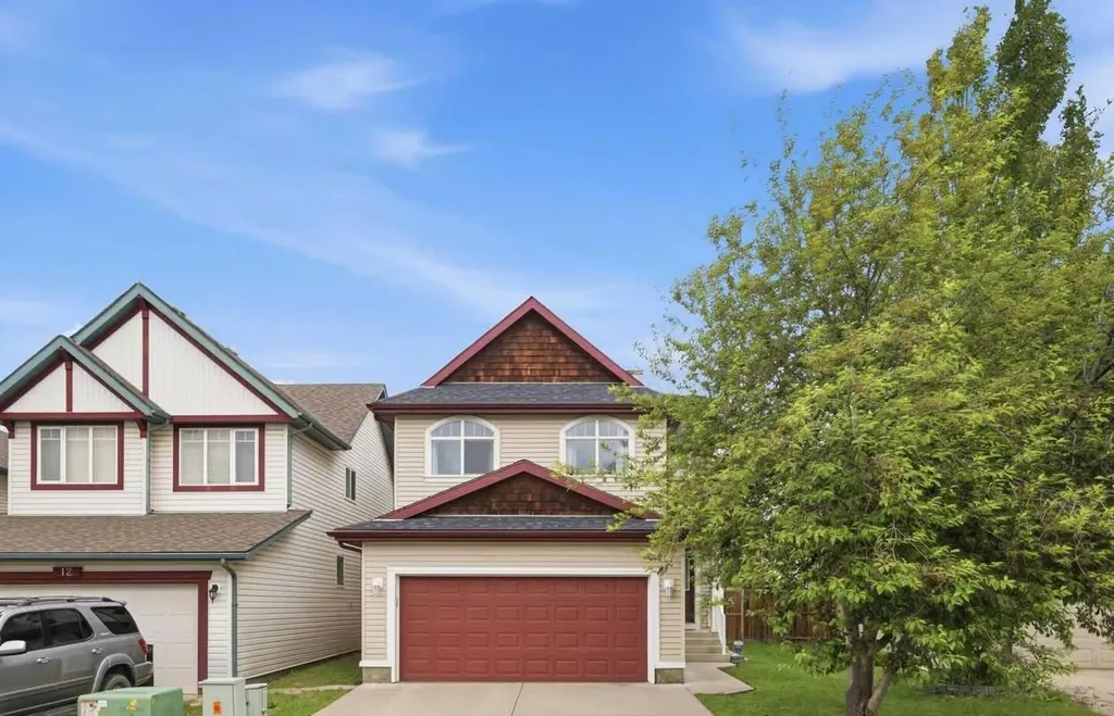 16 Evansbrooke Rise Calgary AB T3P 1C6