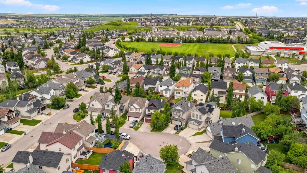 16 Evansbrooke Rise Calgary AB T3P 1C6