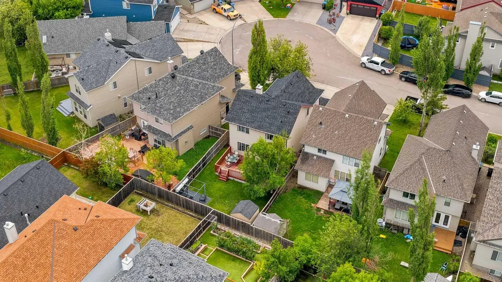 16 Evansbrooke Rise Calgary AB T3P 1C6