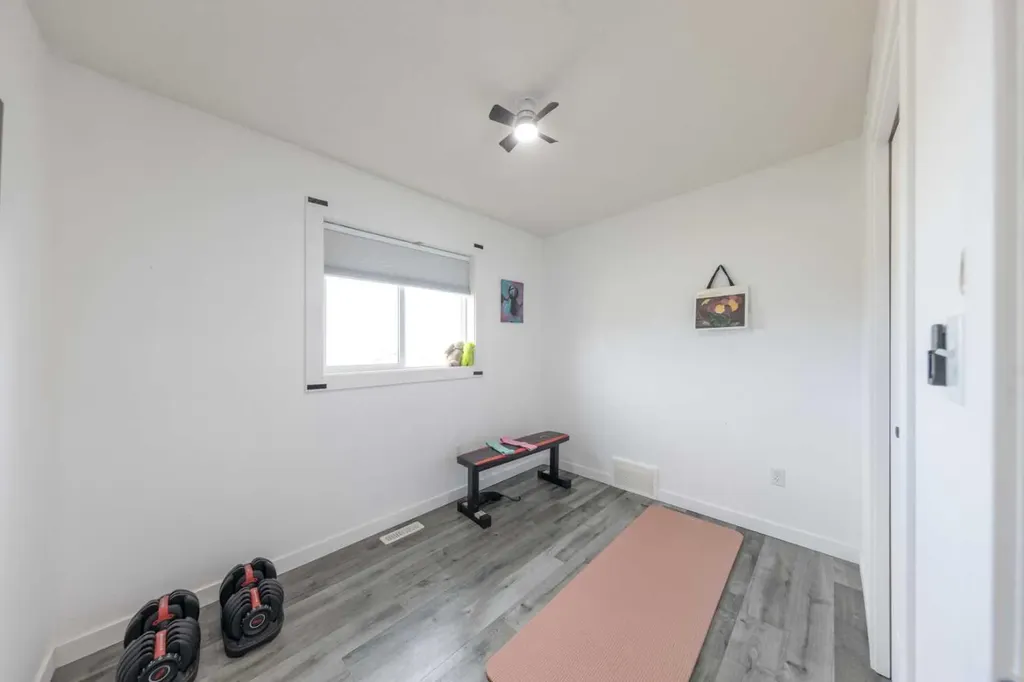 307 7 Avenue Paradise Hill SK S0M2G0