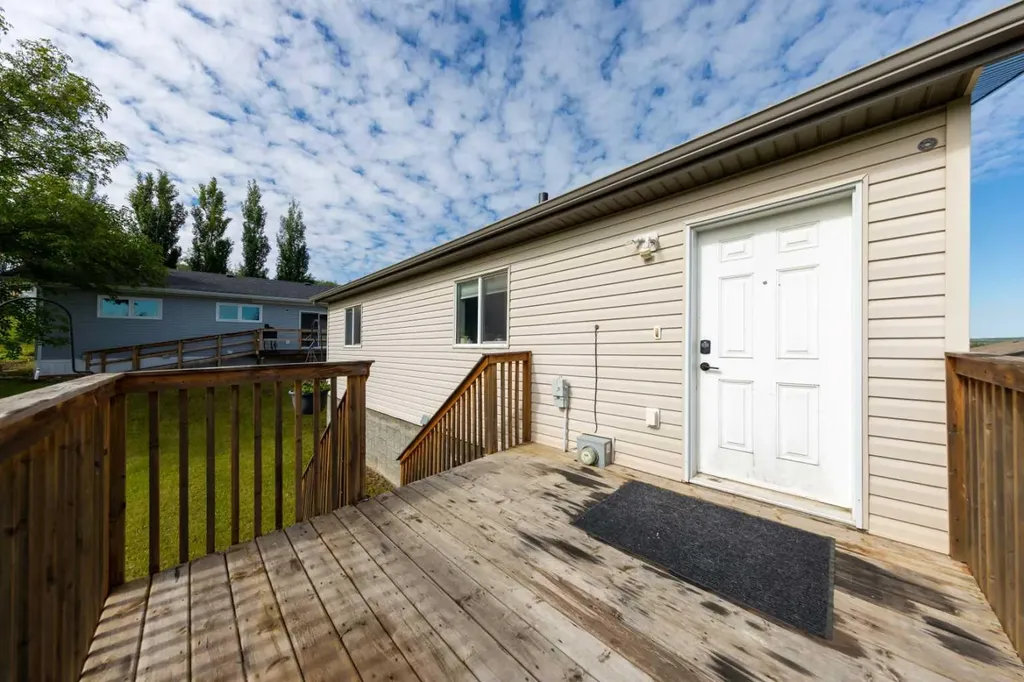 307 7 Avenue Paradise Hill SK S0M2G0