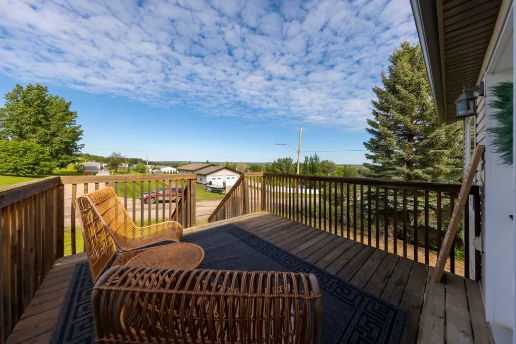 307 7 Avenue Paradise Hill SK S0M2G0