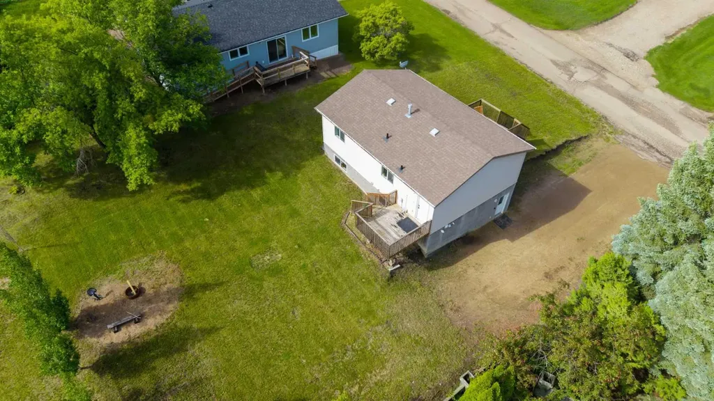 307 7 Avenue Paradise Hill SK S0M2G0