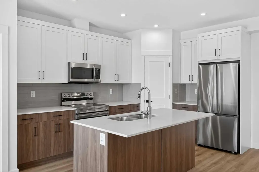 1802 Mahogany Boulevard SE Calgary AB T3M 4A5