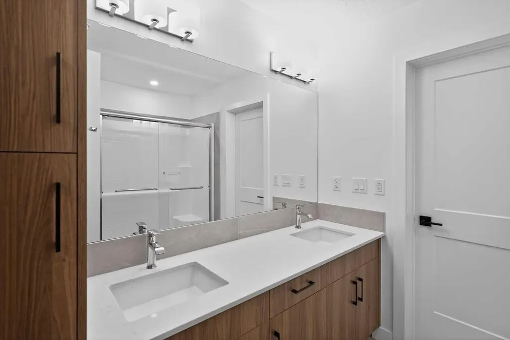 1802 Mahogany Boulevard SE Calgary AB T3M 4A5