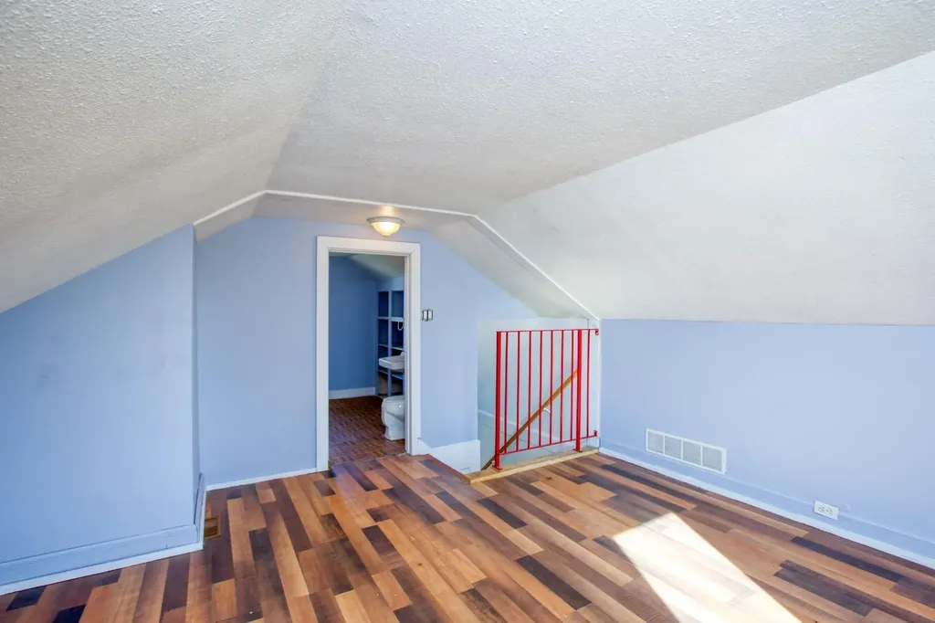 106 Allison Street Acme AB T0M 0A0