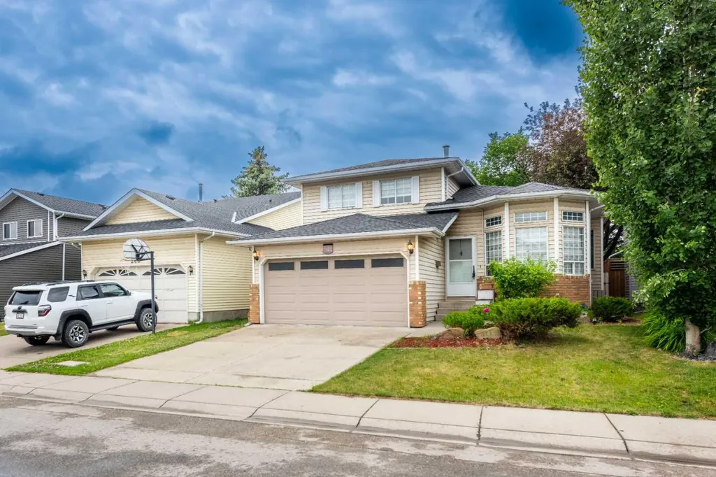 244 Riverglen Place SE Calgary AB T2C 3T4
