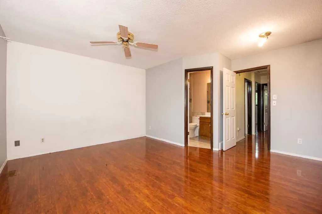 244 Riverglen Place SE Calgary AB T2C 3T4