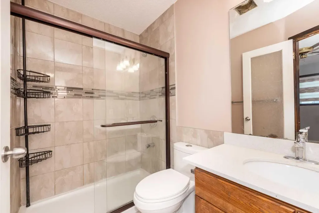 244 Riverglen Place SE Calgary AB T2C 3T4