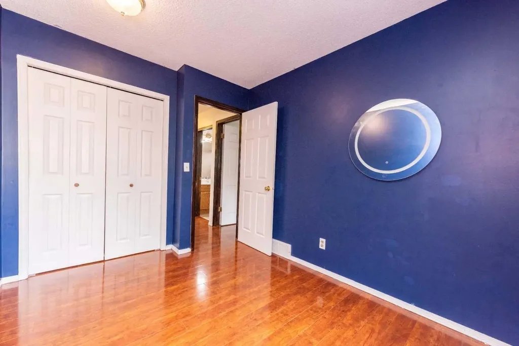 244 Riverglen Place SE Calgary AB T2C 3T4