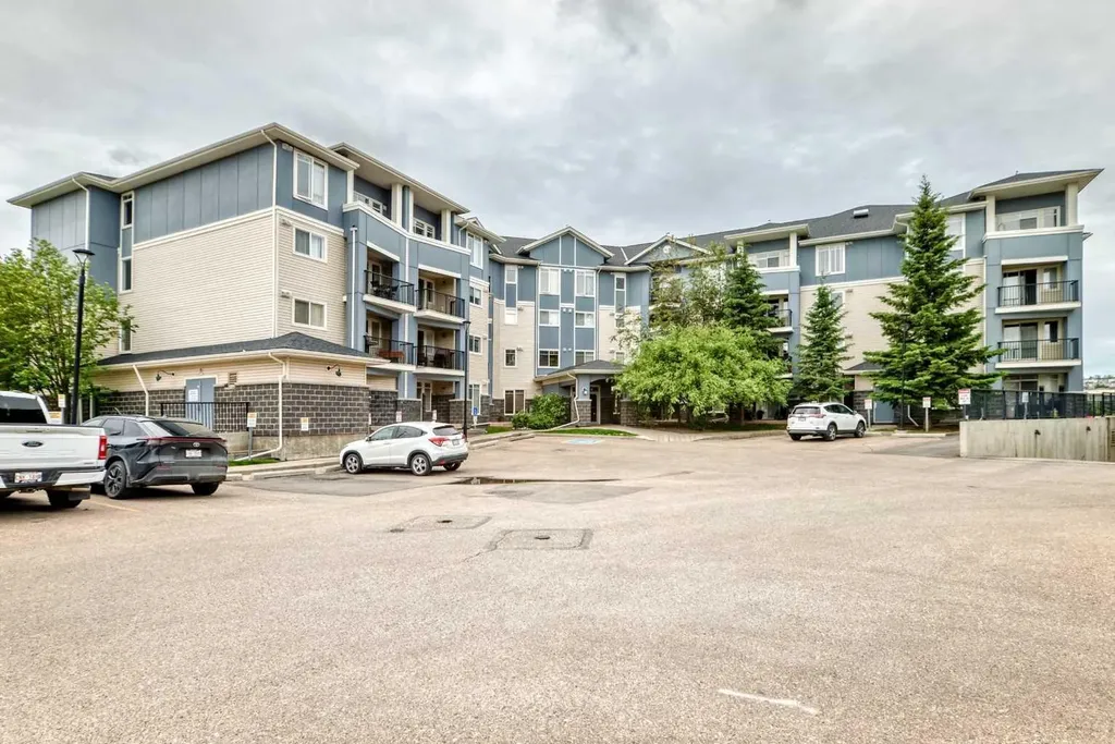 120 Country Village Circle NE Calgary AB T3K 0E4
